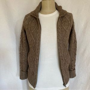 TNA Aritzia XS/S zip front cable sweater mocha